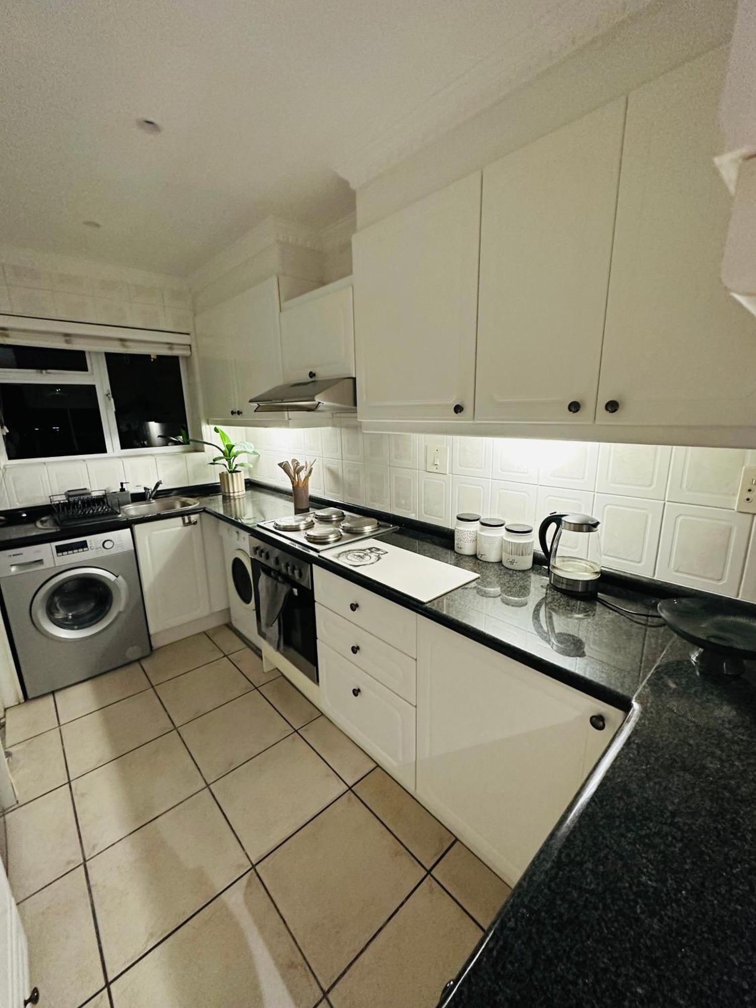 Prime Spot - Somerset West Apartment Cape Town