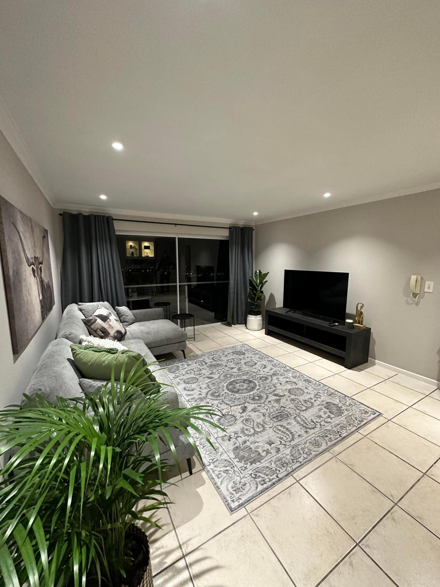 Prime Spot - Somerset West Cape Town